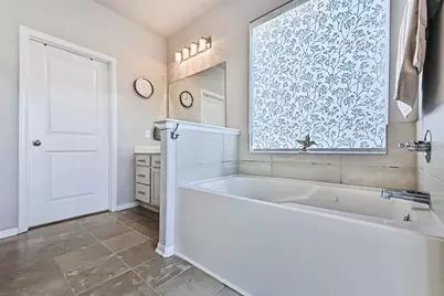 12527 Jetty Cove Drive, Texas City, TX 77568 - Photo 23