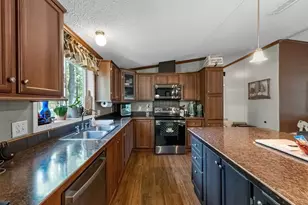 11531 Brentwood Ct, Conroe, TX 77303 - Photo 13