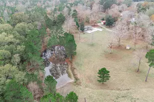 1016 E Capps Rd, Livingston, TX 77351 - Photo 3
