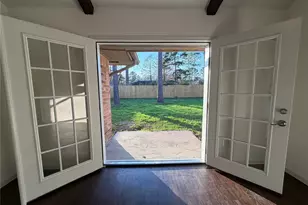 9215 Loren Ln, Houston, TX 77040 - Photo 19