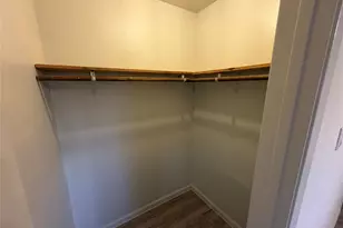 9215 Loren Ln, Houston, TX 77040 - Photo 13