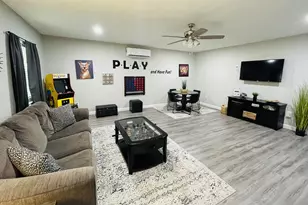905 Ivy Ave, Deer Park, TX 77536 - Photo 3