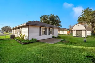 905 Ivy Ave, Deer Park, TX 77536 - Photo 17