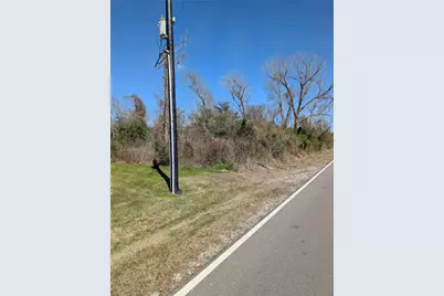 702 County Road 34, Angleton, TX 77515 - Photo 9