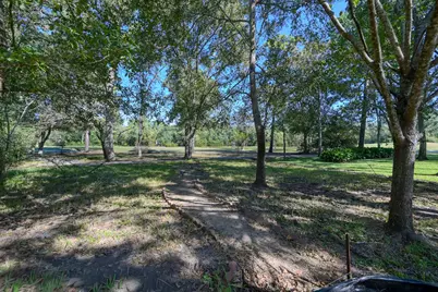 10816 Colony Wood Place, The Woodlands, TX 77380 - Photo 11