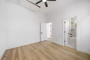 9102 Coffee St, Houston, TX 77033 - Photo 23