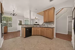 11218 Timbertree Ln, Houston, TX 77070 - Photo 17