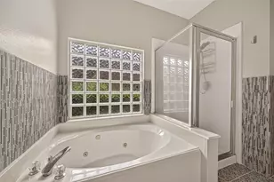 11218 Timbertree Ln, Houston, TX 77070 - Photo 41