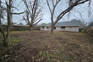 4019 Lemon Tree Ln, Houston, TX 77088 - Photo 25