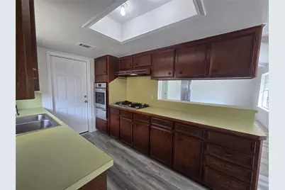 4019 Lemon Tree Lane, Houston, TX 77088 - Photo 11