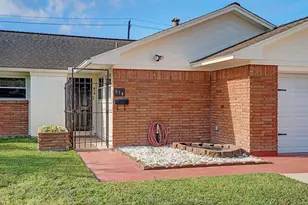 614 Gilpin St, Houston, TX 77034 - Photo 3