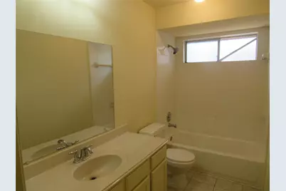 5418 Imperial Grove Drive, Houston, TX 77066 - Photo 13