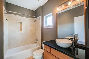 2364 Arlington St, Houston, TX 77008 - Photo 39