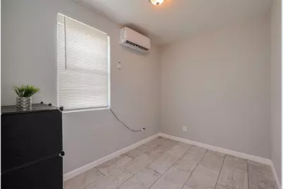 1585 Road 5734, Cleveland, TX 77327 - Photo 5