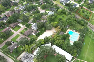 10505 Willowgrove Dr, Houston, TX 77035 - Photo 13