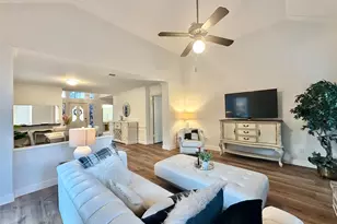 2915 Cotton Stock Dr, Sugar Land, TX 77479 - Photo 7