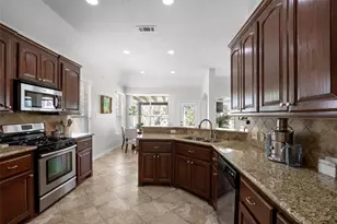 18 Almond Branch Pl, The Woodlands, TX 77382 - Photo 21