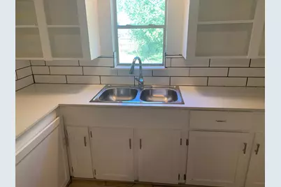 2306 28th Avenue N, Texas City, TX 77590 - Photo 3