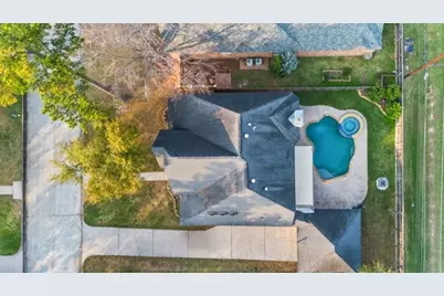 24622 Okehampton Drive, Tomball, TX 77375 - Photo 21