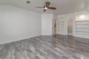 8714 Emerald Heights Ct, Houston, TX 77083 - Photo 19