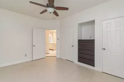 8714 Emerald Heights Court, Houston, TX 77083 - Photo 23