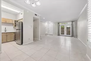 2100 Tanglewilde St, Houston, TX 77063 - Photo 5