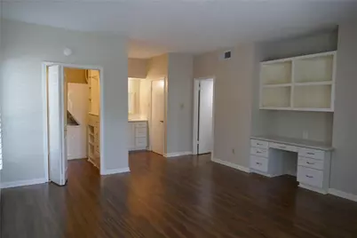 2100 Tanglewilde Street #261, Houston, TX 77063 - Photo 7