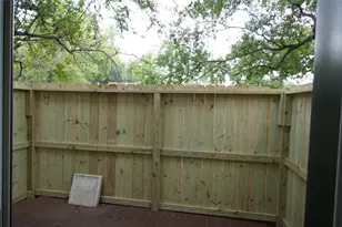 2100 Tanglewilde St, Houston, TX 77063 - Photo 13