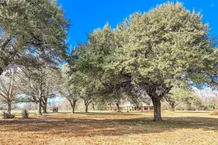 210 County Rd 752, Donie, TX 75838 - Photo 1