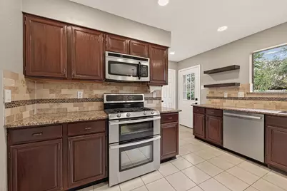 1030 Mabry Mill Road, Houston, TX 77062 - Photo 15