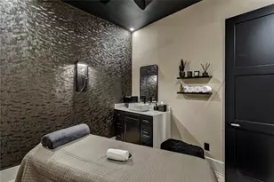 1409 Post Oak Blvd, Houston, TX 77056 - Photo 17