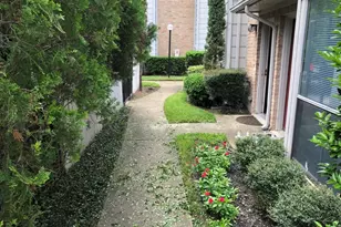 2100 S Wilcrest Dr S, Houston, TX 77042 - Photo 17