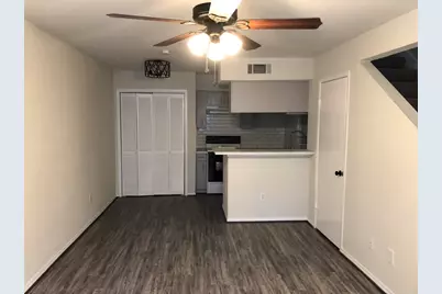 2100 S Wilcrest Drive S #121, Houston, TX 77042 - Photo 1