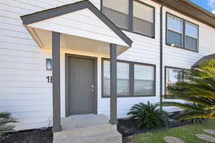 1221 Cedar Post Ln, Houston, TX 77055 - Photo 23