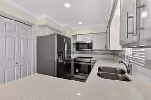 1221 Cedar Post Ln, Houston, TX 77055 - Photo 7