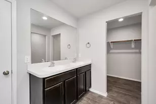 9847 Laurel Lake Ln, Conroe, TX 77384 - Photo 21