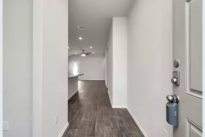 9847 Laurel Lake Lane, Conroe, TX 77384 - Photo 3