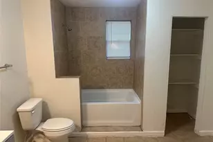 9301 Chesterfield Dr, Houston, TX 77051 - Photo 13