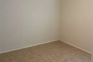 9301 Chesterfield Dr, Houston, TX 77051 - Photo 9