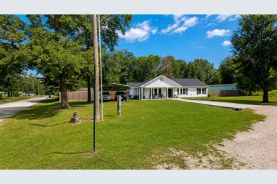 133 Parks Boulevard, Livingston, TX 77351 - Photo 3