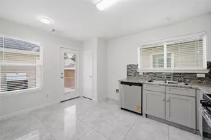 26872 Wellington Ct, Kingwood, TX 77339 - Photo 17