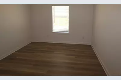 1102 Radiant Avenue, La Marque, TX 77568 - Photo 11