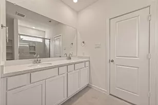21926 Sam Raburn Dr, Tomball, TX 77375 - Photo 19