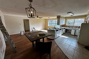 903 Elmwood Dr, Baytown, TX 77520 - Photo 23