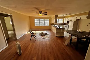 903 Elmwood Dr, Baytown, TX 77520 - Photo 21