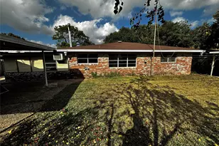 903 Elmwood Dr, Baytown, TX 77520 - Photo 13