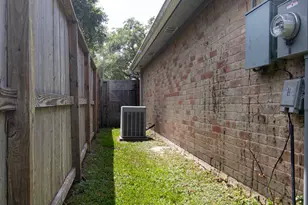 2503 Shady Bayou Ln, Spring, TX 77373 - Photo 19