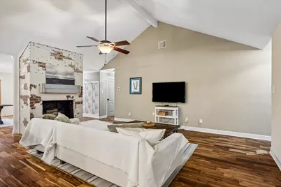 12 Earlham Drive, Friendswood, TX 77546 - Photo 17