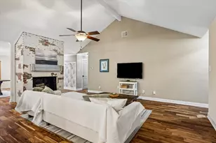 12 Earlham Dr, Friendswood, TX 77546 - Photo 17