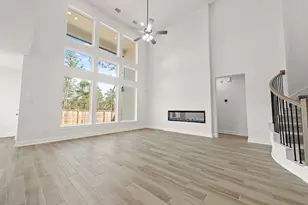 611 Roland Ln, Rosenberg, TX 77471 - Photo 3